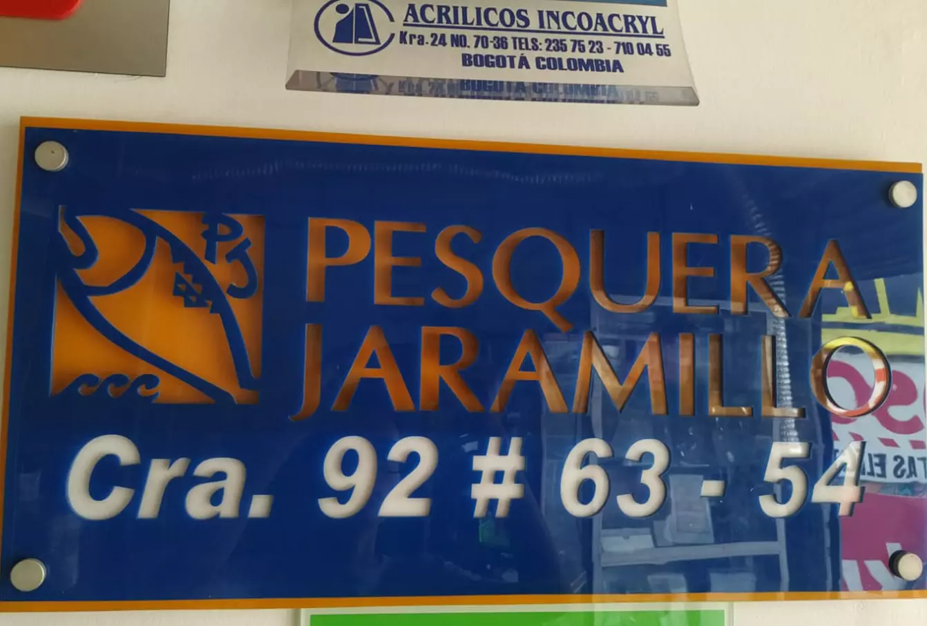 Avisos en Acrílico